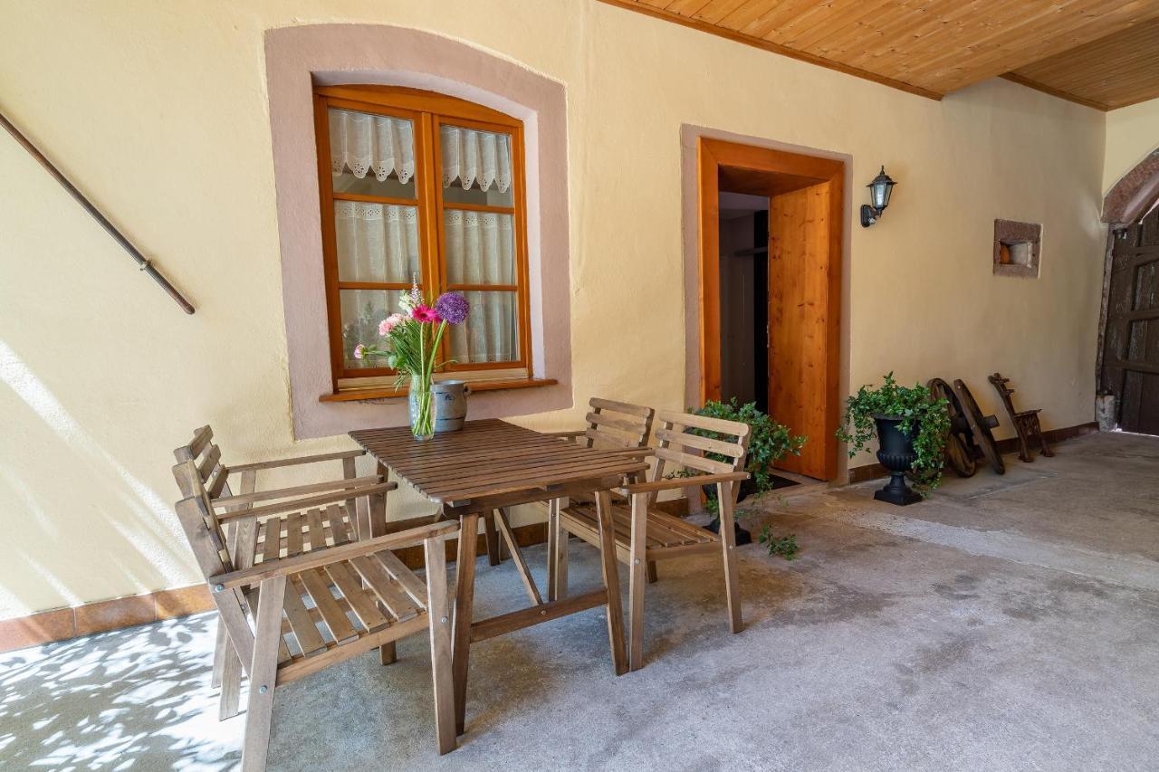 La Cour St-Fulrad - Les Suites Saint-Hippolyte (Haut-Rhin) Exterior foto